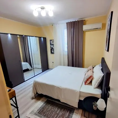 Toni Apartment
