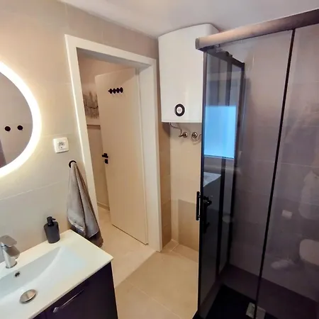 Toni Apartment *