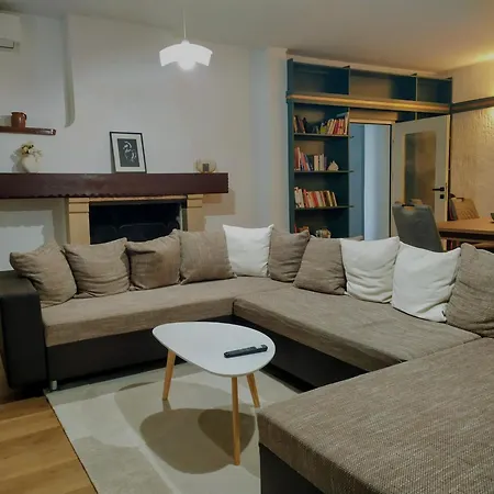 Toni Apartment *